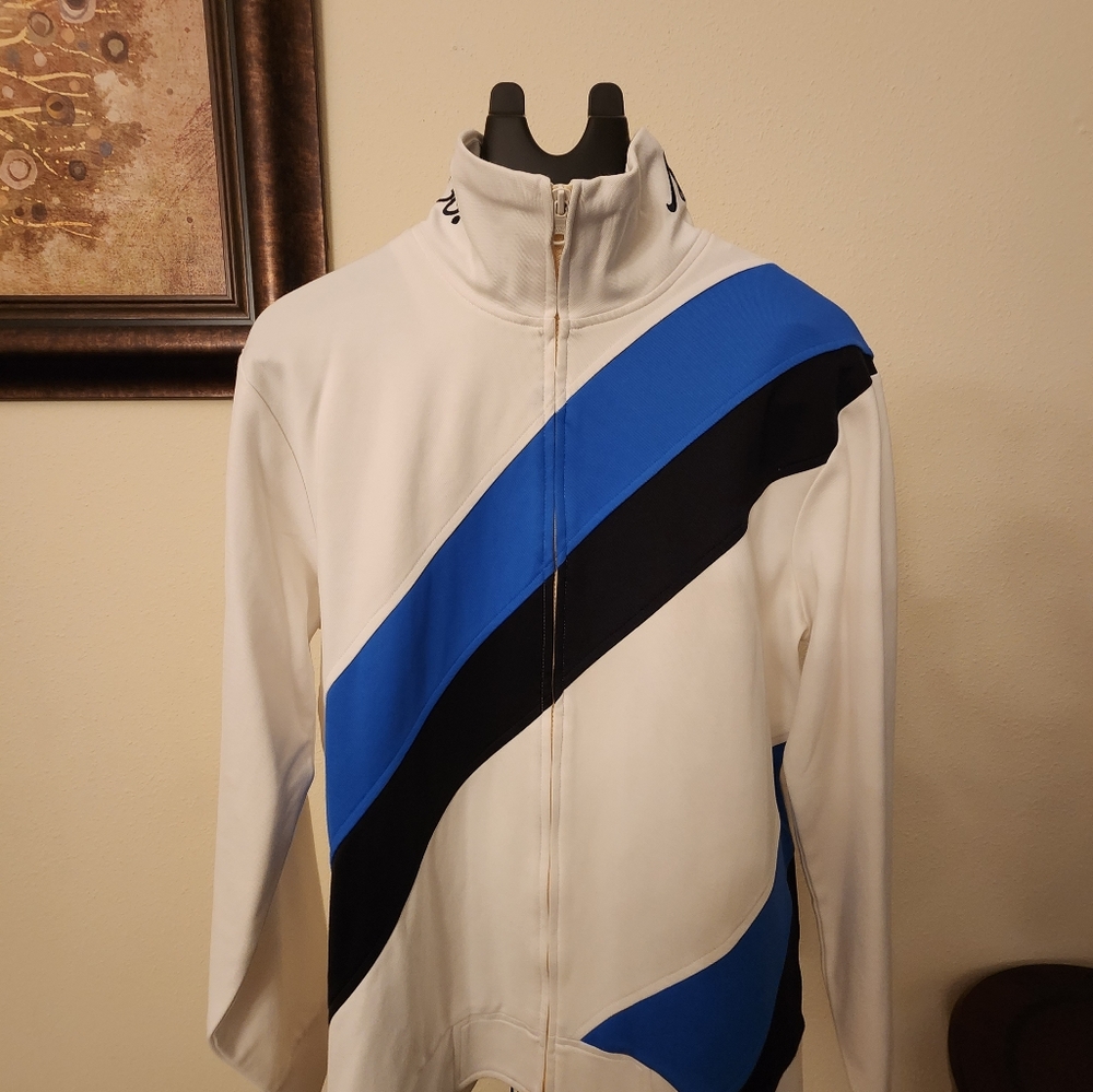 Men sport light jacket size Large
